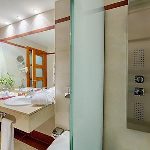 Double or Twin Room "Especial Fin de Año"